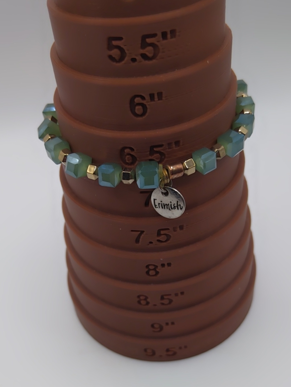 Erimish Green Glass and Gold Tone Spacer Bracelet Size 6.5 - Picture 4 of 5